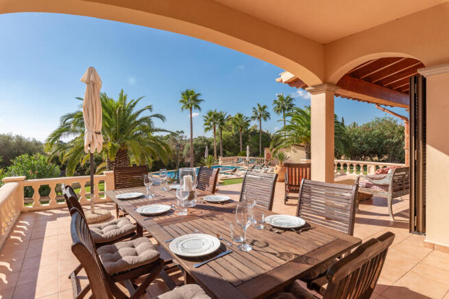 Covered terrace