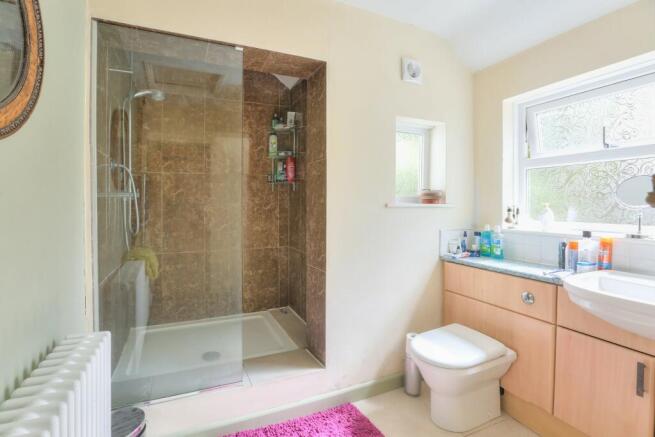 98 Lower Luton Road-