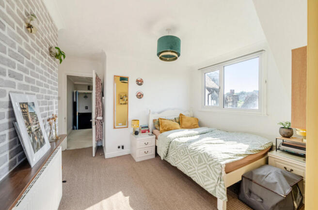 2 bed Flat for sale Image 10