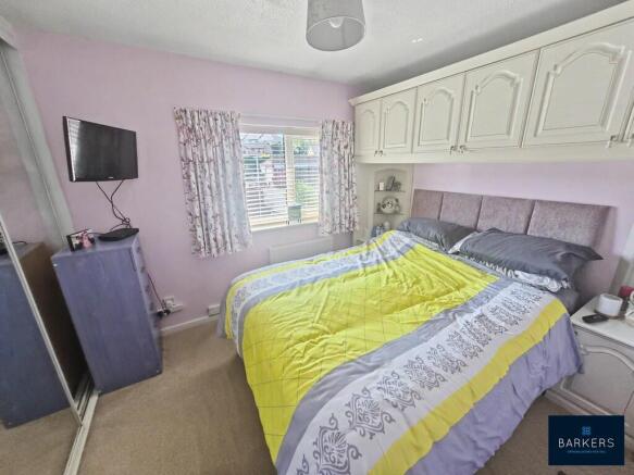3 bed Town House for sale Image 6