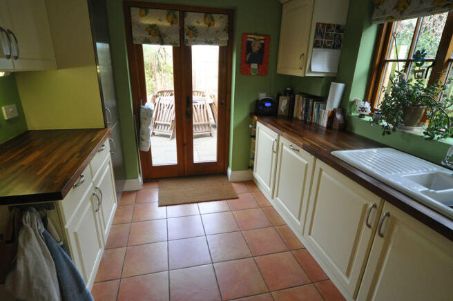Photo 9