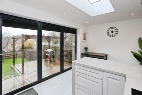 Hunt Road, Tonbridge, TN10
