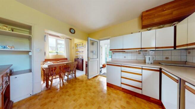 KITCHEN DINER