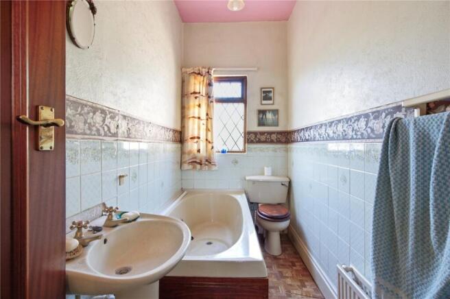 3 bed Semi-Detached for sale Image 9