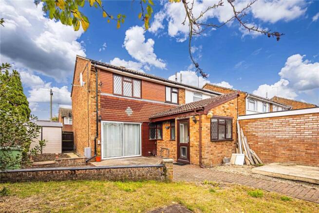 Northall Close, Eaton Bray, Central Bedfordshire, LU6 photo 4
