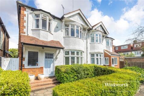 Cyprus Gardens, Finchley, London, N3