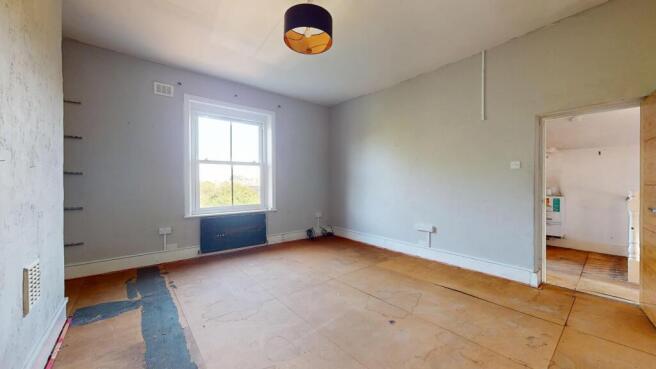 Flat 5, 16 The Grove, Isleworth, TW7 4JZ