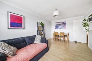 40c, Hanover Park, London SE15 5HS