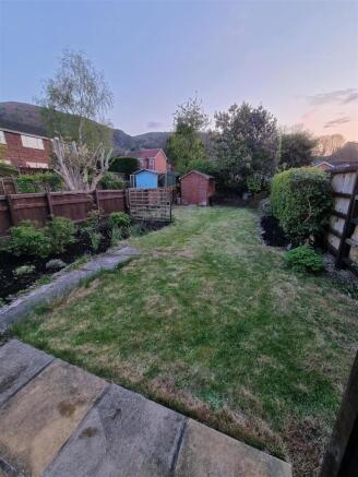 16 Henley Garden.jpg