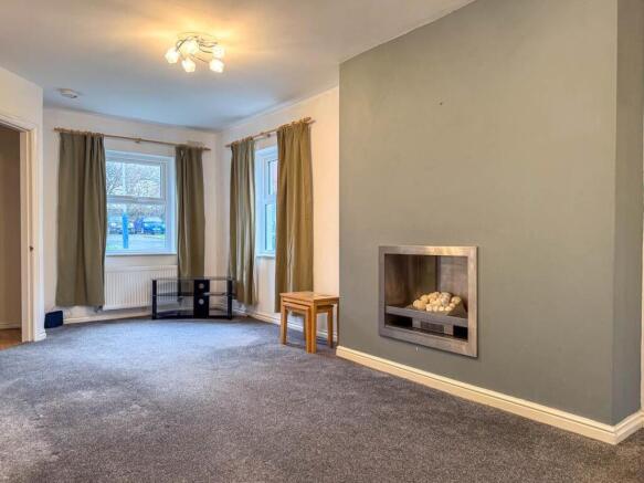 47 Berry Woods Avenue, Douglas (5).jpg