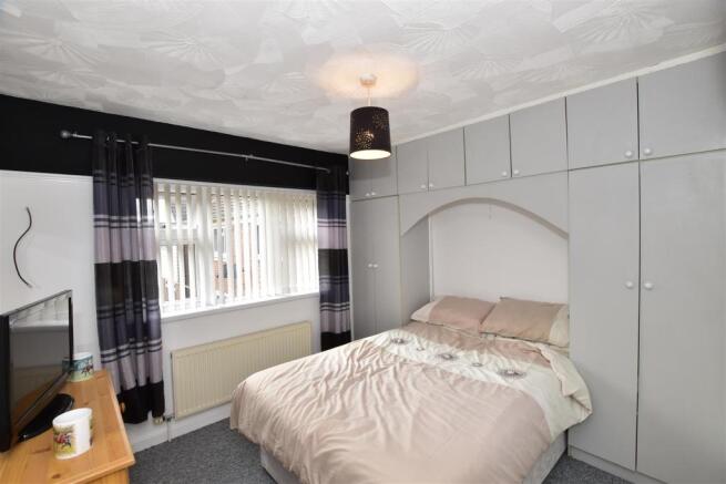 Bedroom 1 (front)