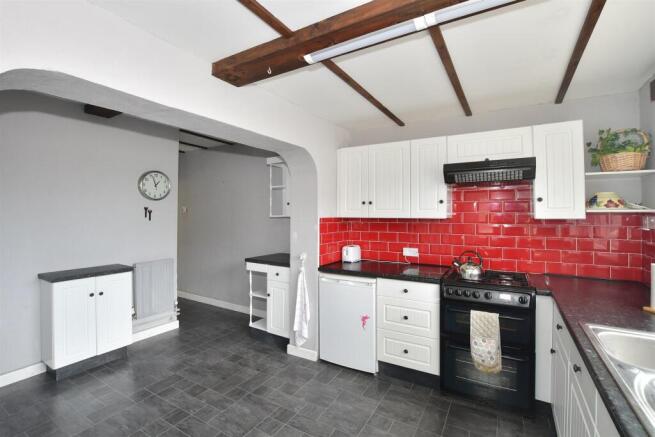 Kitchen/ Breakfast Room