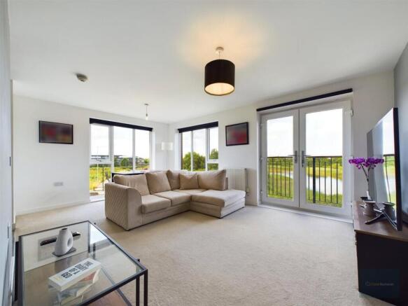 Sitting Room/Dining