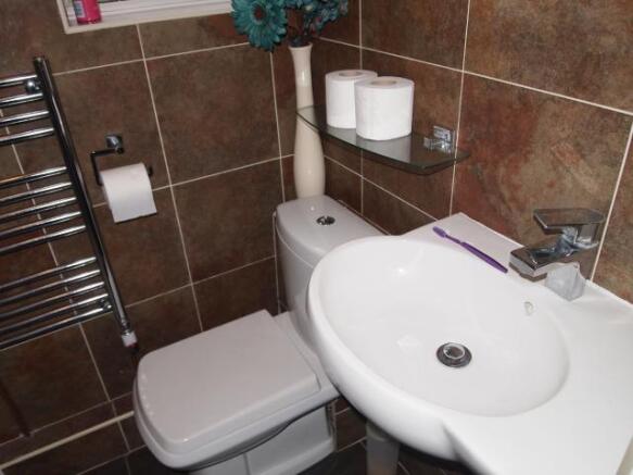 DOWNSTAIRS SHOWER ROOM