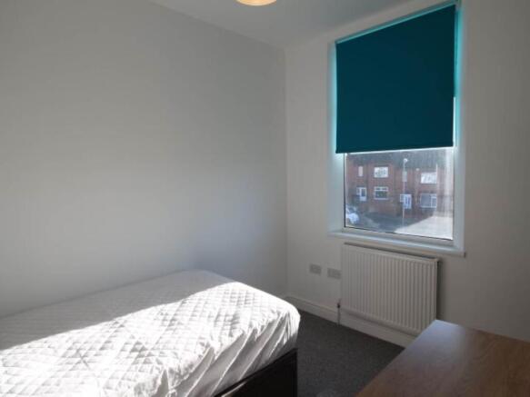 1 bed House Share to rent Image 10