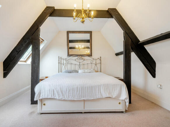 1334740-9-6895fbe...