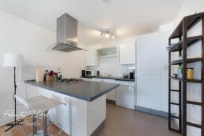Flat 16, 5 7, Seward Street, London EC1V 3NZ