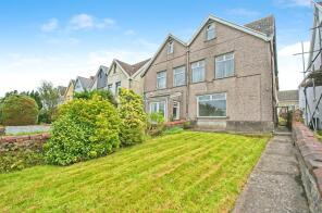 16, Caeracca Villas, Pant, Merthyr Tydfil CF48 2AS