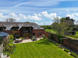 Orchard Barn, Cowley Road, Lymington SO41 9JQ
