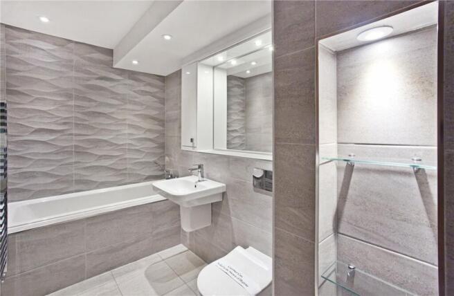 2 bed Apartment to rent Image 6