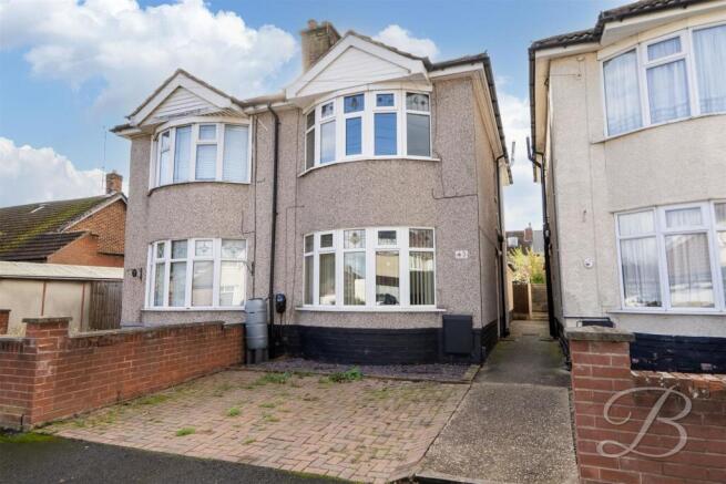 2-bed semi-detached on Corene Avenue, Sutton-In-Ashfield, £155,000