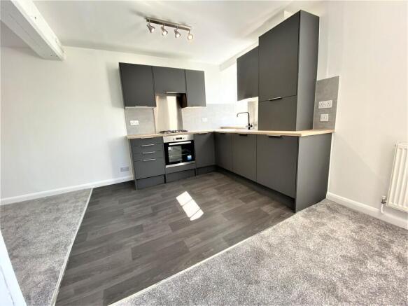 1 bed Flat to rent Image 5