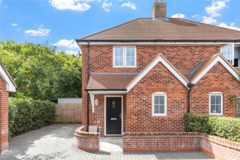 Wyndham Place, Lamberts Lane, Midhurst, GU29
