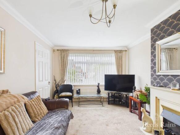 3 bed Semi-Detached for sale Image 5