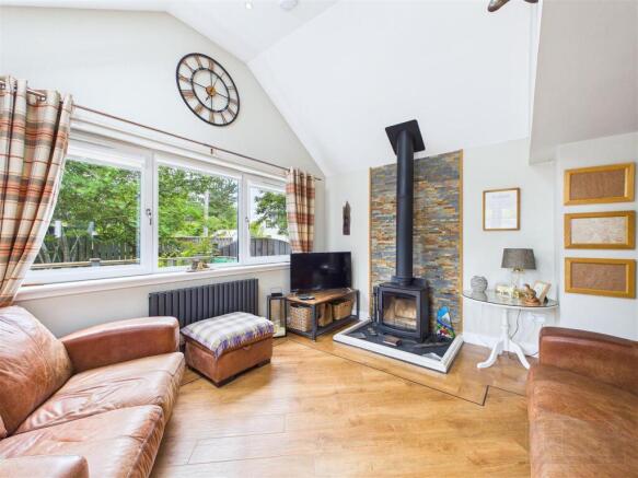 Open Plan, Kitchen / Dining / Living Area