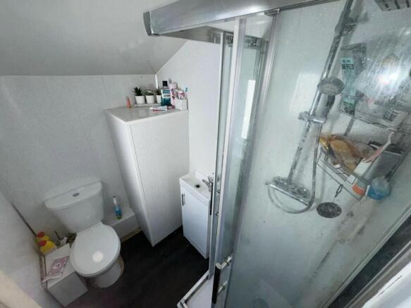 SHOWER / WC
