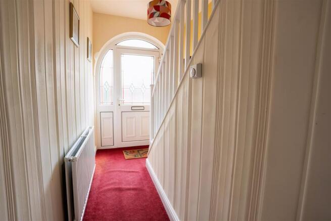 3 bed Semi-Detached for sale Image 6