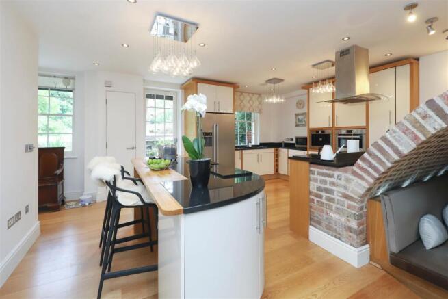 Kitchen Island and Bar seating.jpg