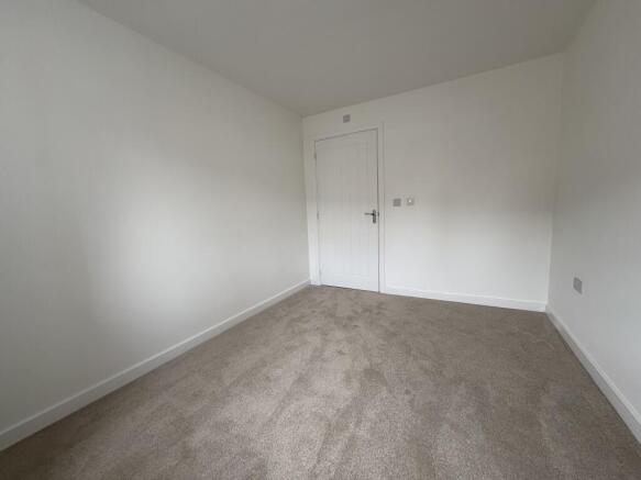 2 bed Flat to rent Image 6