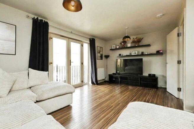 3 bed Semi-Detached for sale Image 7
