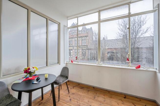 1 bed Flat for sale Image 10