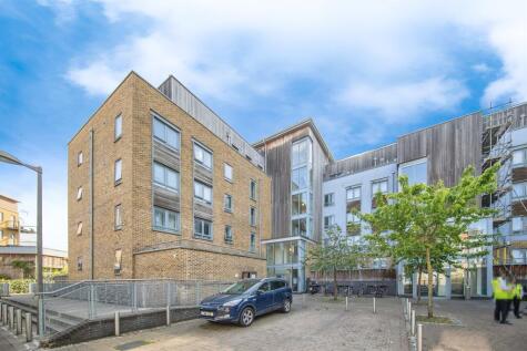 Quayside Drive, Colchester