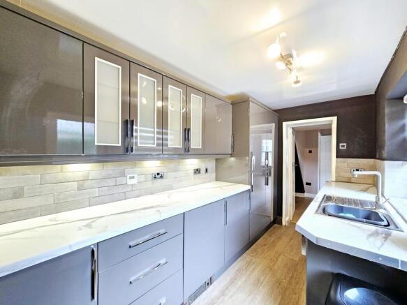 4 bed Terraced for sale Image 7