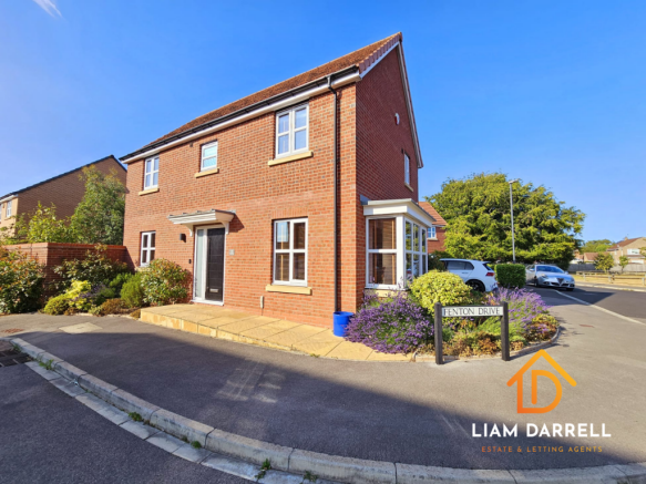 4 bed Detached for sale in scarborough