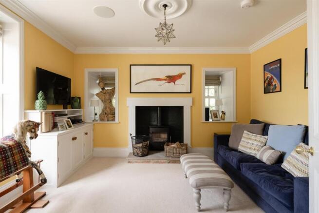 6 bed House for sale Image 12