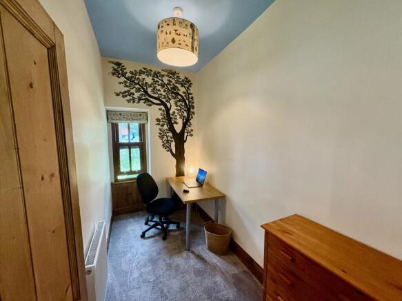 3 bed Semi-Detached for sale Image 11