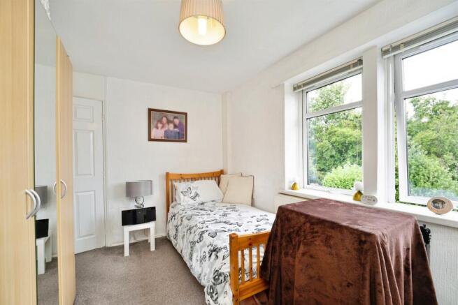 3 bed Semi-Detached for sale Image 11
