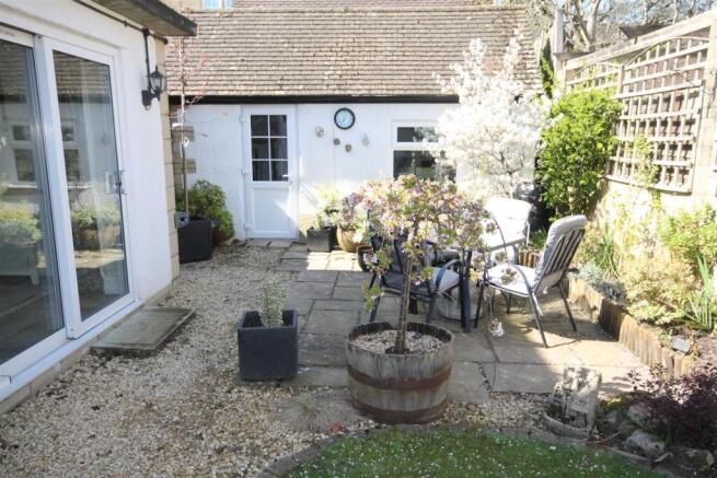 RR Rear Garden.JPG