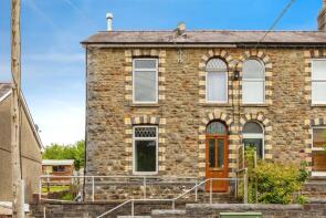 43, Heol Cennen, Ffairfach, Llandeilo SA19 6UL