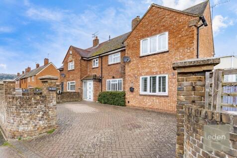 Meadow Crescent, Upper Halling, ME2