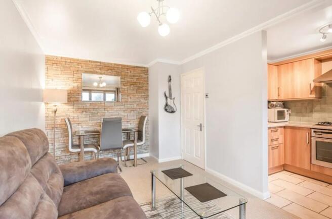 EweMove Harrogate Lounge Diner