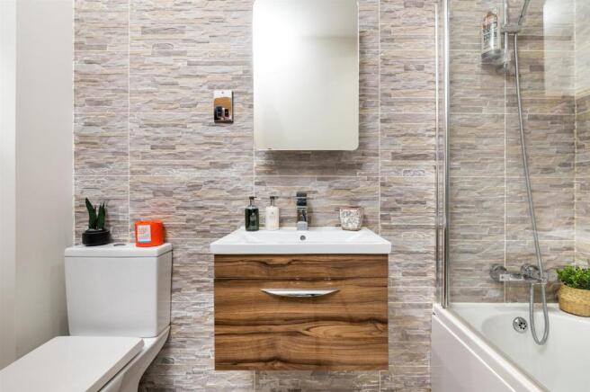 HOUSE BATHROOM
