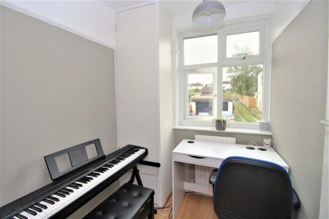 Office/Bedroom 5