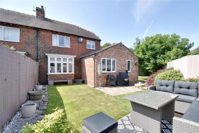3 bed Semi-Detached for sale Image 9