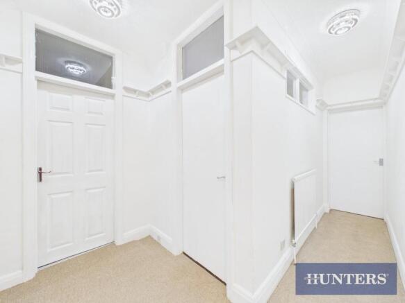2 bed Apartment for sale Image 6