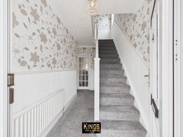 3 bed Semi-Detached for sale Image 12